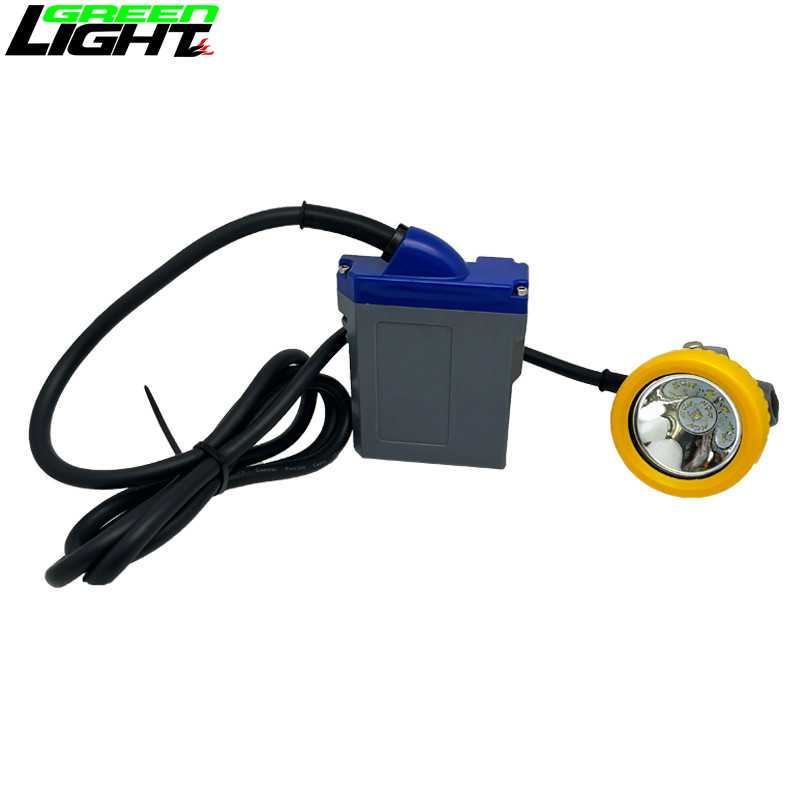 15000lux Miners Hard Hat With Lamp 3.7V 1.67W IP67 Waterproof 16hrs Working Time 6.6Ah 1000 cycles