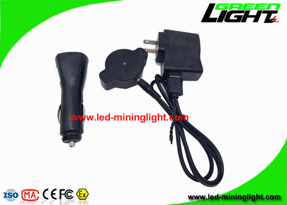 Rechargeable Safety LED Road Flares , Portable Emergency Warning Strobe Lights for Undercarriage Lighting