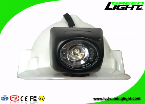 Safety IP68 LED Mining Light 8000lux Brightness 5.7Ah Battery 1000 Cycles CE Approval